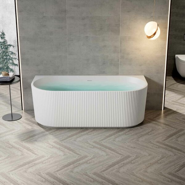 BAIGNOIRE SEMI-ÎLOT